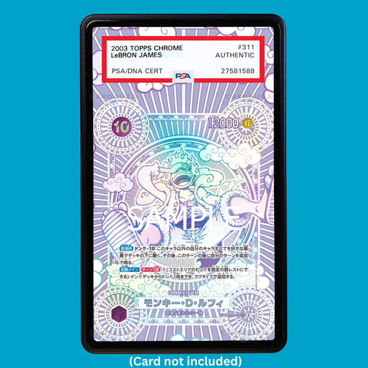 Showcase your Monkey D. Luffy SP Silver with a premium extended art display case designed for graded One Piece cards. This collectible display combines hand-drawn extended artwork, a magnetic aluminum case, and UV-protective tempered glass to help protect and elevate your One Piece Monkey D. Luffy SP Silver card.
