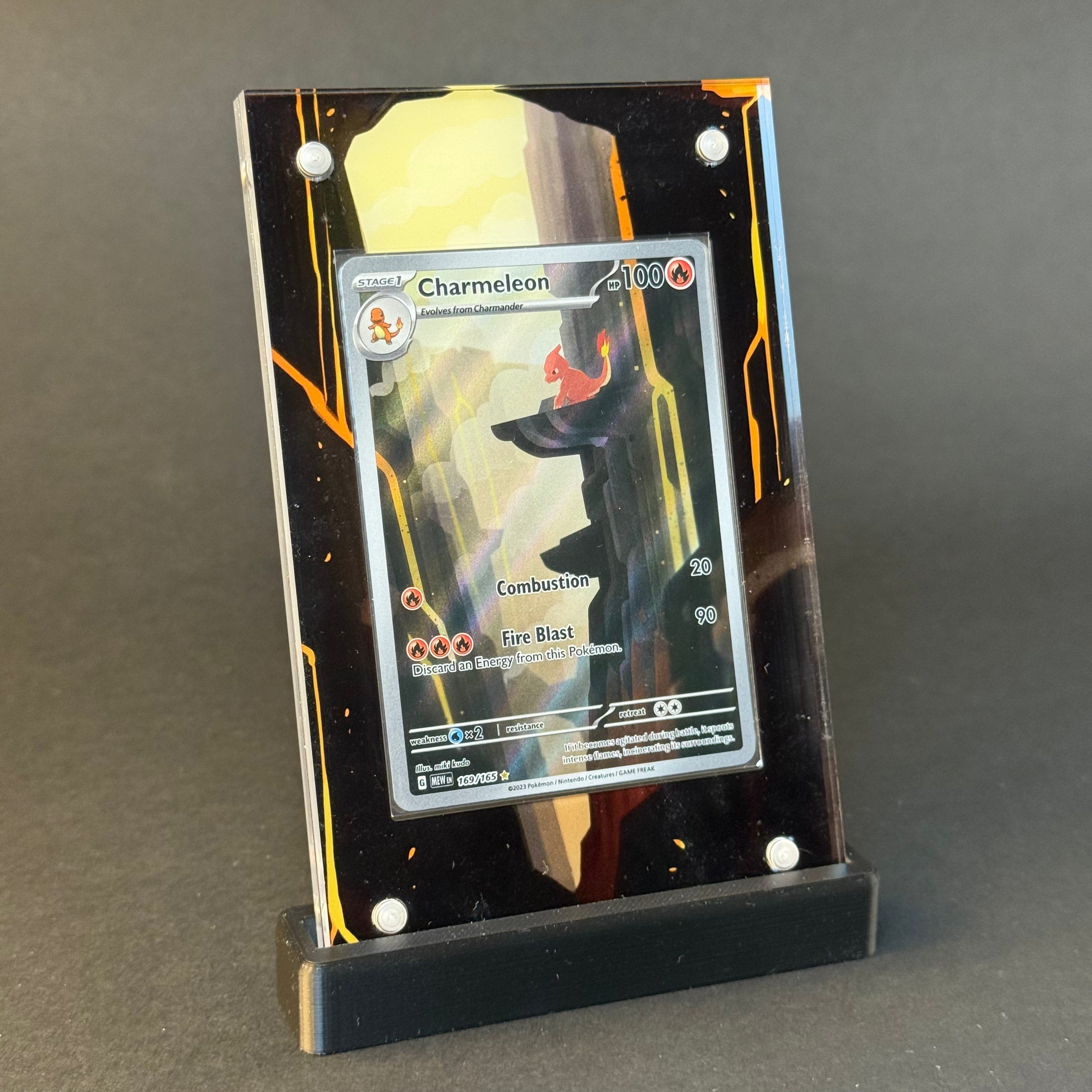 Charmeleon 169/165  |  151 CardAura - Raw Display Case