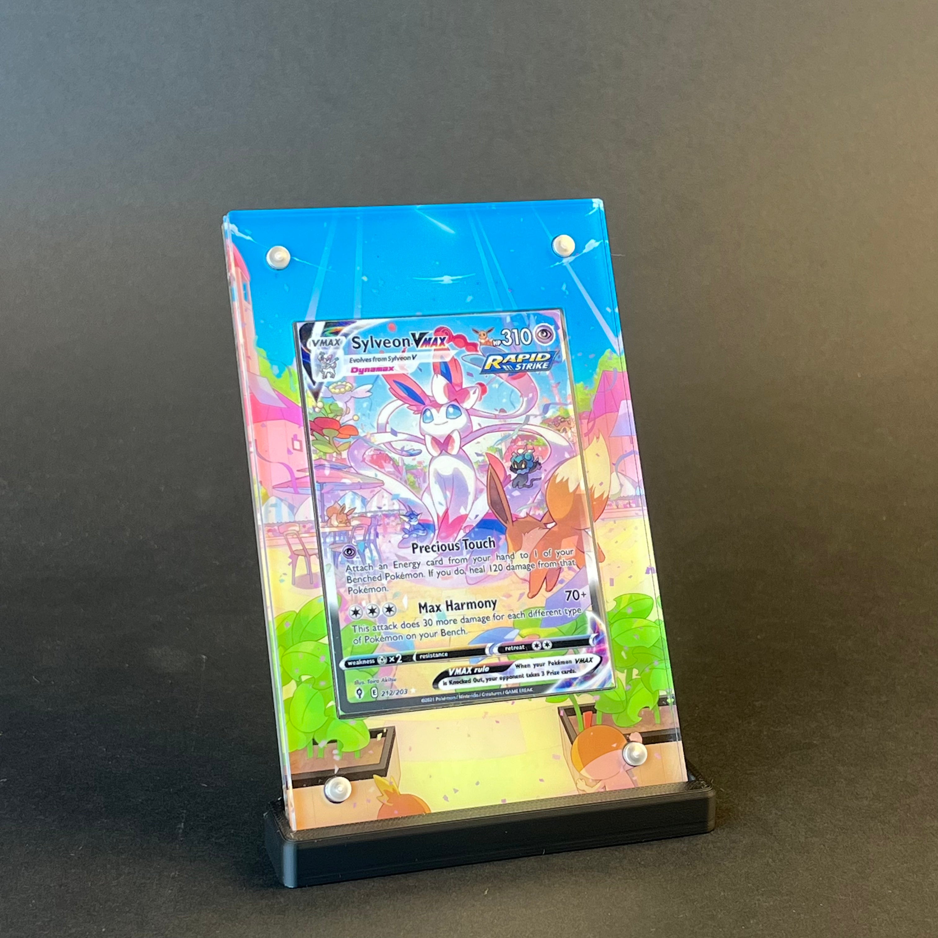 Sylveon VMAX 212/203 | Evolving Skies CardAura - Extended Art + Display Case (Raw)